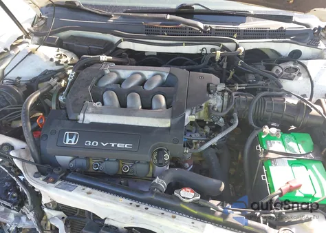 2001 Honda Accord 3.0 Ex z USA, uszkodzony, nr VIN 1HGCG225X1A024400